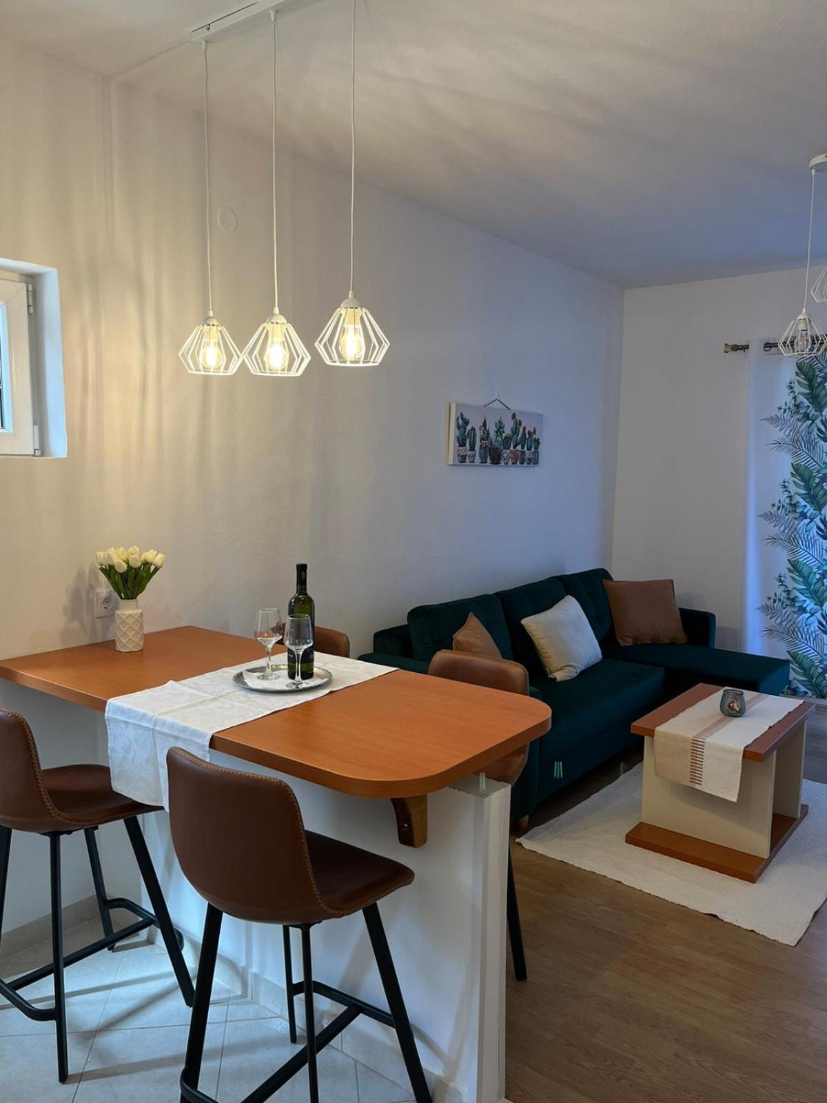 App&Rooms Anica Kampor Exterior foto